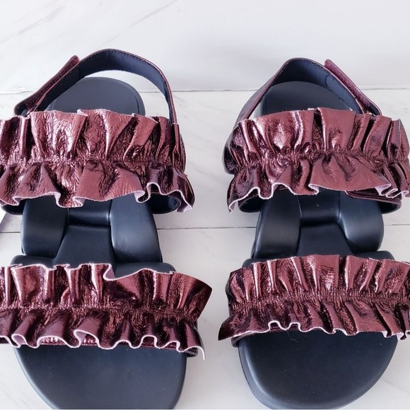 FIGS BY FIGUEROA Ruffle Sandal Adjustable Size 8 - Picture 5 of 16